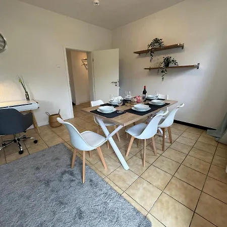 Modernes Und Gemuetliches Gartenapartent Fuer 5-6 Pers.*zentral*netflix*top Apartman