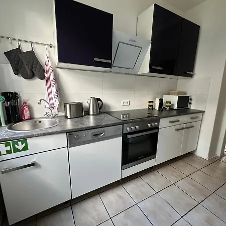 Modernes Und Gemuetliches Gartenapartent Fuer 5-6 Pers.*zentral*netflix*top Apartman Marl