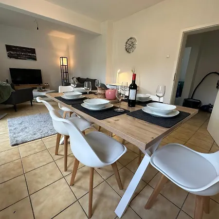 Modernes Und Gemuetliches Gartenapartent Fuer 5-6 Pers.*zentral*netflix*top Apartman Marl