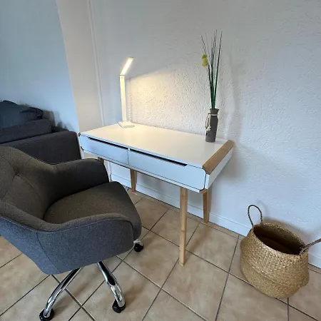 Modernes Und Gemuetliches Gartenapartent Fuer 5-6 Pers.*zentral*netflix*top Apartman